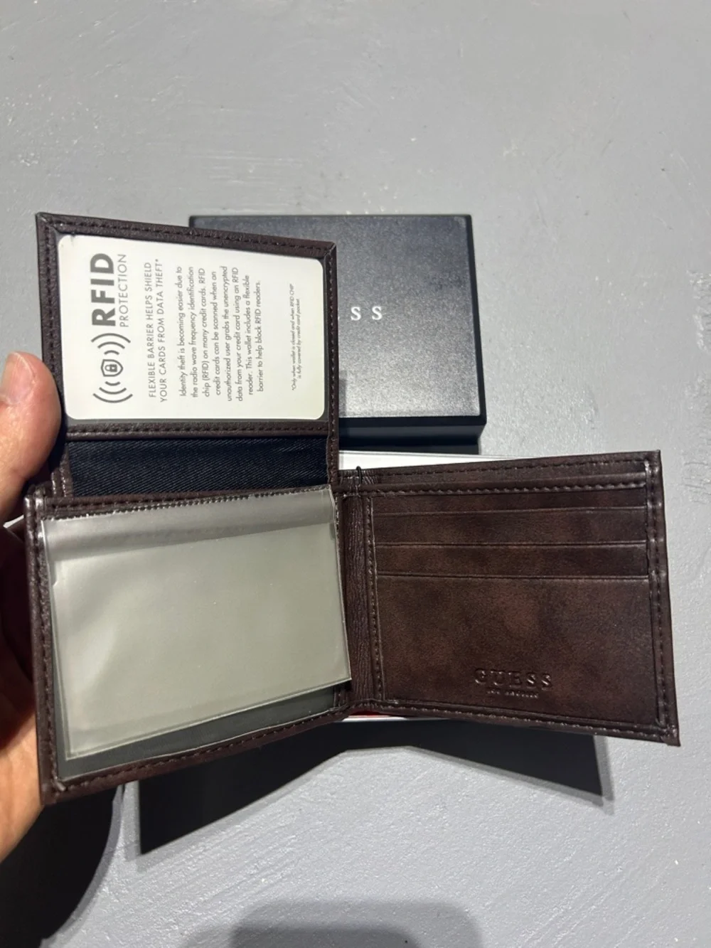 (NEW) Guess Brown Leather Wallet with RFID Protection